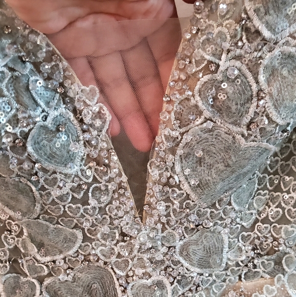 Size 10(XL) real fur long sleeves/ customized handbeand / gray / luxury dress - Picture 7 of 14